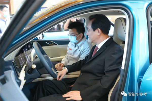 星辉平台官方：47个楼盘2块钱甩卖！恒大汽车：只为专注造车